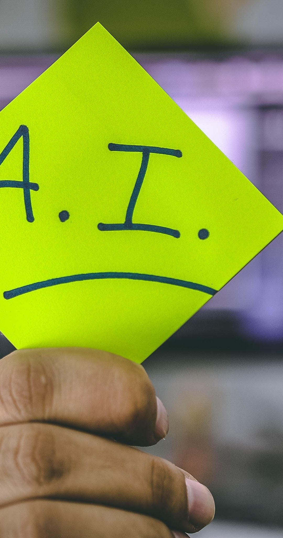 Pros and cons of using AI in the marketing sphere